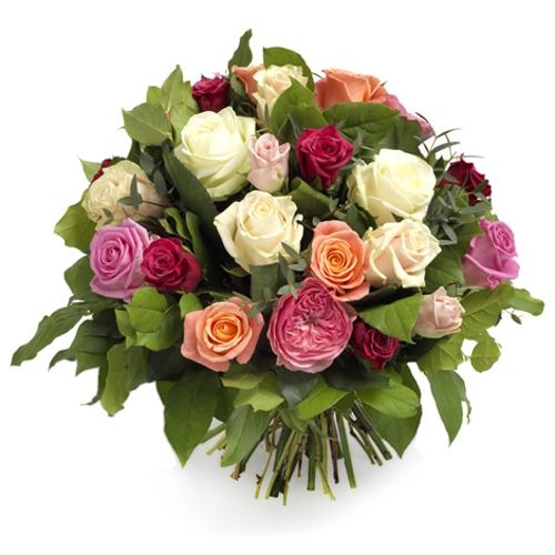 Bouquet of roses in mixed colors