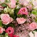 Rosa Blumenstrauß Fenna mit Vase