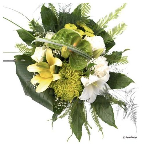 Een groen/ geel/ wit boeket