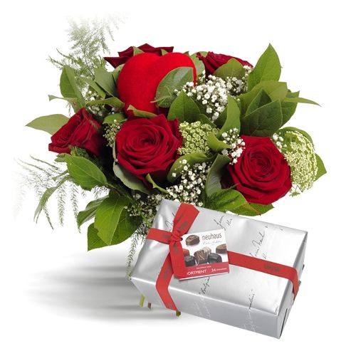 Red bouquet with chocolates