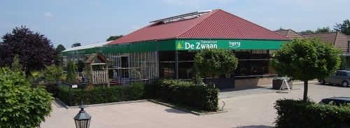 Foto van buitenkant Tuincentrum de Zwaan in Odiliapeel